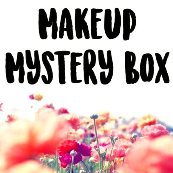 Makeup Mystery Box - Picture 1 of 1